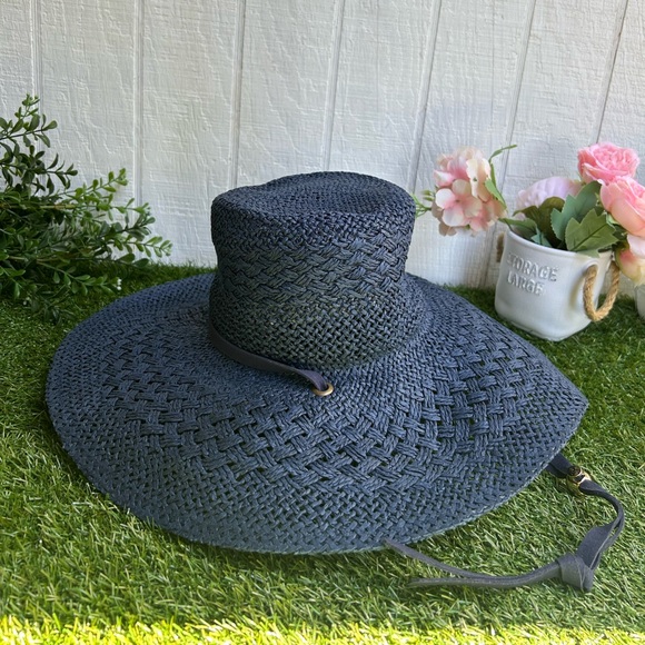 Lele Sadoughi 
MIDNIGHT BRIELLE STRAW HAT
$225 NEW main image 5